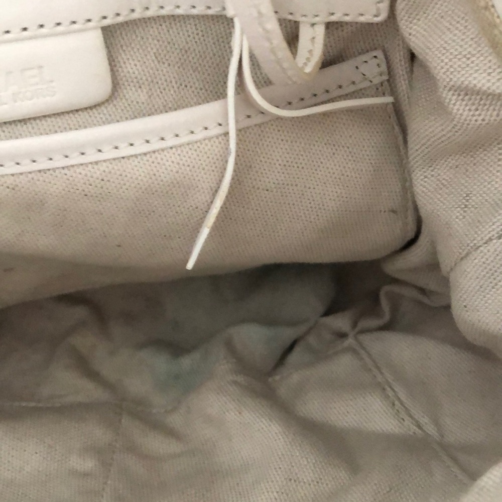 Michael Kors cream hobo bag - Picture 8 of 13
